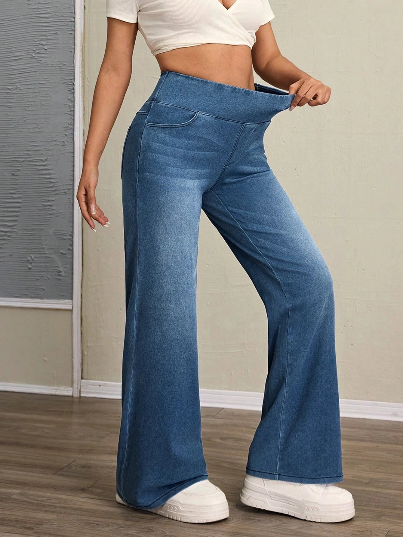 Verani High-Rise Stretch Flared Denim Pants
